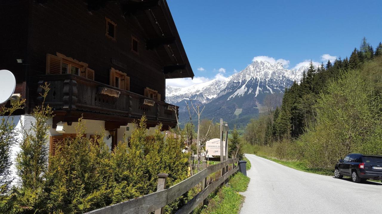 Lederer Haeus'L, Ferienwohnungen Элльмау Экстерьер фото